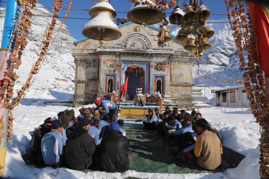 Kedarnath: Nehru Institute of Mountaineering (NIM) team celebrates Maha Shivratri at Kedarnath shrine in Uttarakhand on March 7, 2016. (Photo: IANS) by .