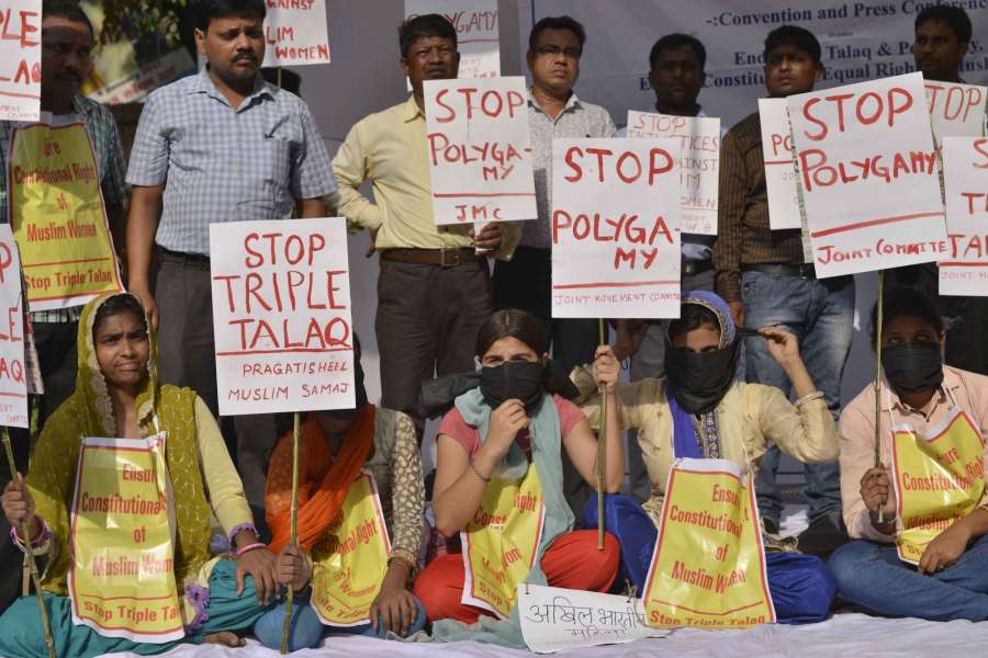 New Delhi: Members of Pragatisheel Muslim Samaj stage a demonstration against triple talaq at Jantar Mantar in New Delhi, on May 10, 2017. (Photo: IANS) by .