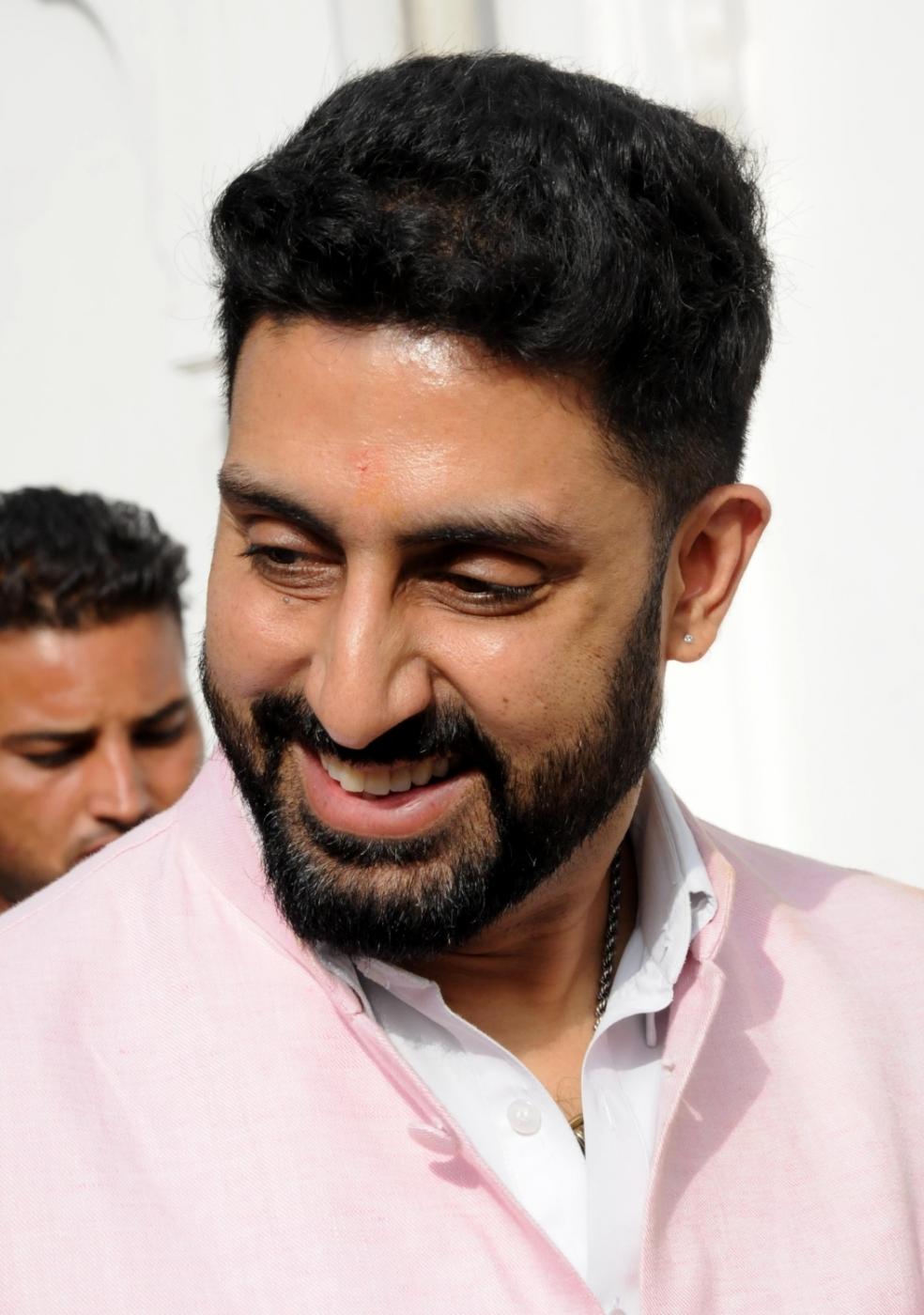 Amritsar: Actor Abhishek Bachchan pays obeisance at the Golden Temple in Amritsar on Aug 26, 2018. (Photo: IANS) by .