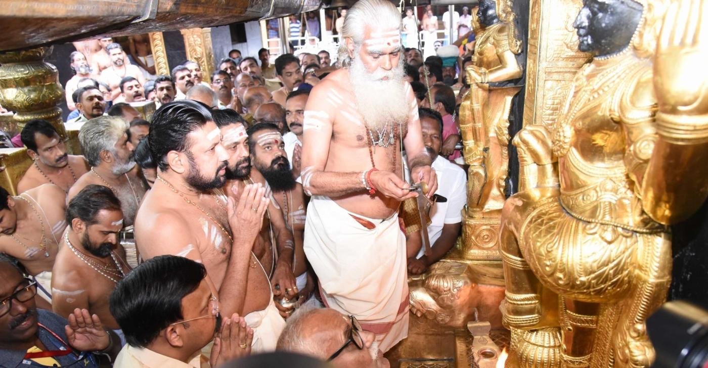 Pathanamthitta: The melsanthi (head priest), A.V. Unnikrishnan Namboodiri during opening of Sabarimala temple during Thulam Pooja at Sabarimala Temple in Kerala's Pathanamthitta district on Oct 17, 2018. (Photo: IANS) by .