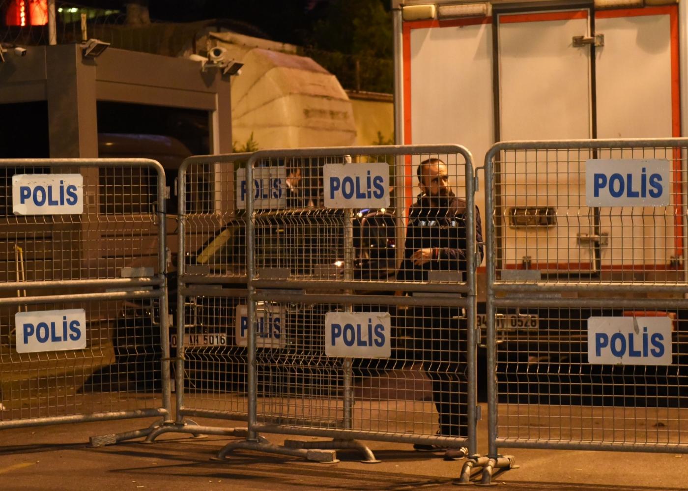 ISTANBUL, Oct. 15, 2018 (Xinhua) -- A Turkish policeman stands outside the Saudi consulate in Istanbul, Turkey, Oct. 15, 2018. A Turkish team entered the Saudi consulate in Istanbul on Monday evening to conduct a search over the disappearance of the Saudi journalist Jamal Khashoggi, live broadcast showed. (Xinhua/He Canling/IANS) by .