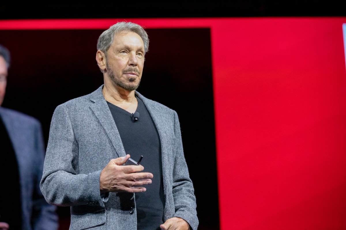 Oracle Co-Founder and Executive Chairman Larry Ellison unveils Oracle's Gen 2 Cloud with autonomous capabilities, improved security and upgrades for enterprises. (Photo: Twitter/@Oracle) by .