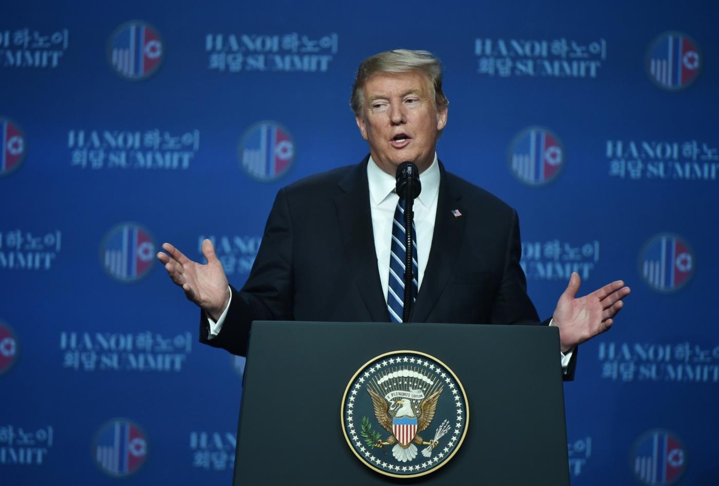 HANOI, Feb. 28, 2019 (Xinhua) -- U.S. President Donald Trump speaks at a press conference in Hanoi, Vietnam, Feb. 28, 2019. A gap remained between what the Democratic People's Republic of Korea (DPRK) wanted and what the U.S. wanted, Donald Trump told the press conference, explaining the earlier-than-scheduled end to his second summit with DPRK top leader Kim Jong Un. (Xinhua/Wang Shen/IANS) by .