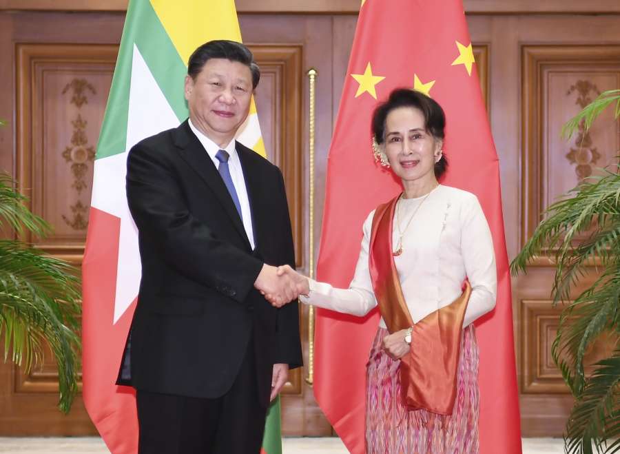 NAY PYI TAW, Jan. 18, 2020 (Xinhua) -- Chinese President Xi Jinping holds formal talks with Myanmar State Counsellor Aung San Suu Kyi in Nay Pyi Taw, Myanmar, Jan. 18, 2020. (Xinhua/Xie Huanchi/IANS) by .