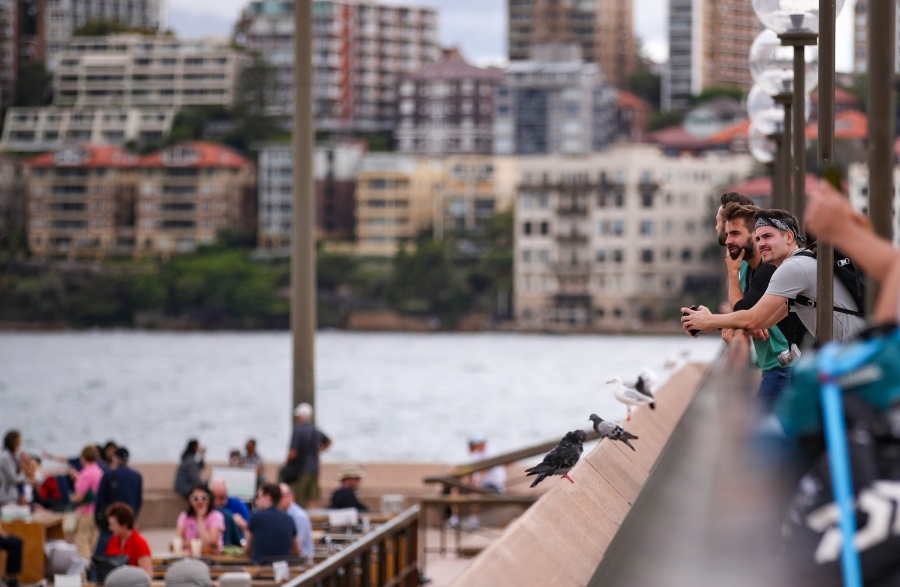 Sydney, March 10, 2020 (Xinhua) -- Tourists are seen at a dock in Sydney, Australia, March 10, 2020. The number of confirmed COVID-19 cases in Australia has reached 100, Federal Health Minister Greg Hunt announced on Tuesday. (Xinhua/Bai Xuefei/IANS) by .