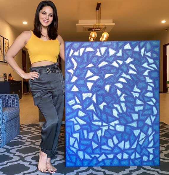 Sunny Leone finishes 'lockdown piece of art'. by .
