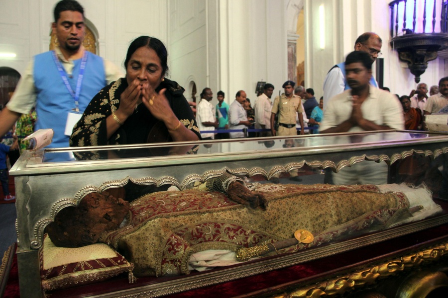 Thousands of devotees thronged to witness the decennial exposition of relics of St Francis Xavier at Basilica of Bom Jesus church in Old Goa (about 11km from Panaji) in Goa, on Nov 22, 2014. The exposition happens only once in ten years attracting the pilgrims from worldwide to celebrate St Francis Xavier Feast on 3rd December. (Photo: IANS) by .