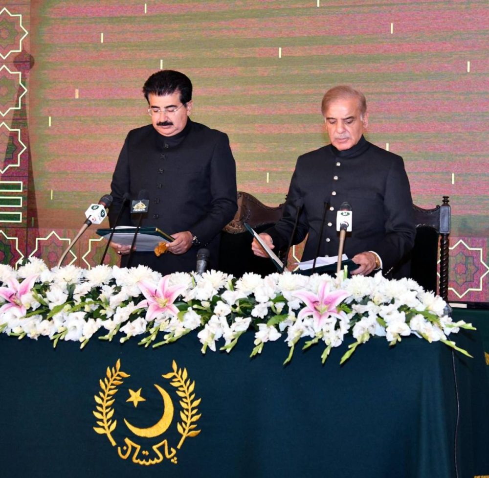 Shehbaz Sharif’s 37-member Cabinet Takes Oath - Asian News From UK