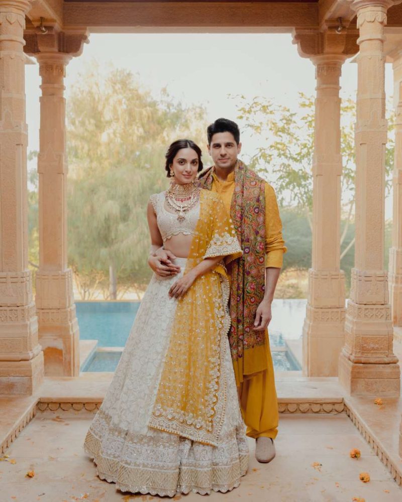 Sid-Kiara wedding dresses designed by Manish Malhotra - Asian News from UK